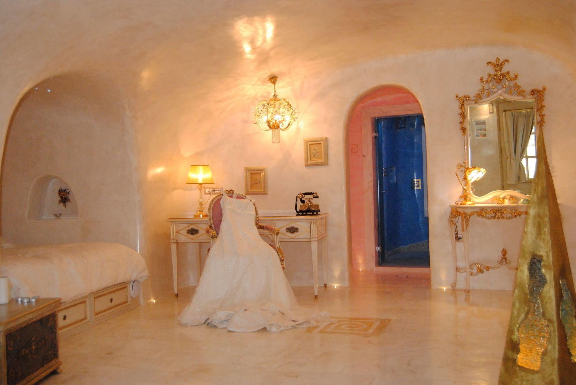 Art Maisons Oia Castle Bagian luar foto